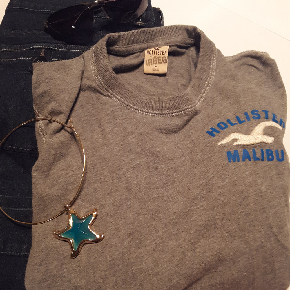 HOLLISTER women's long sleeve